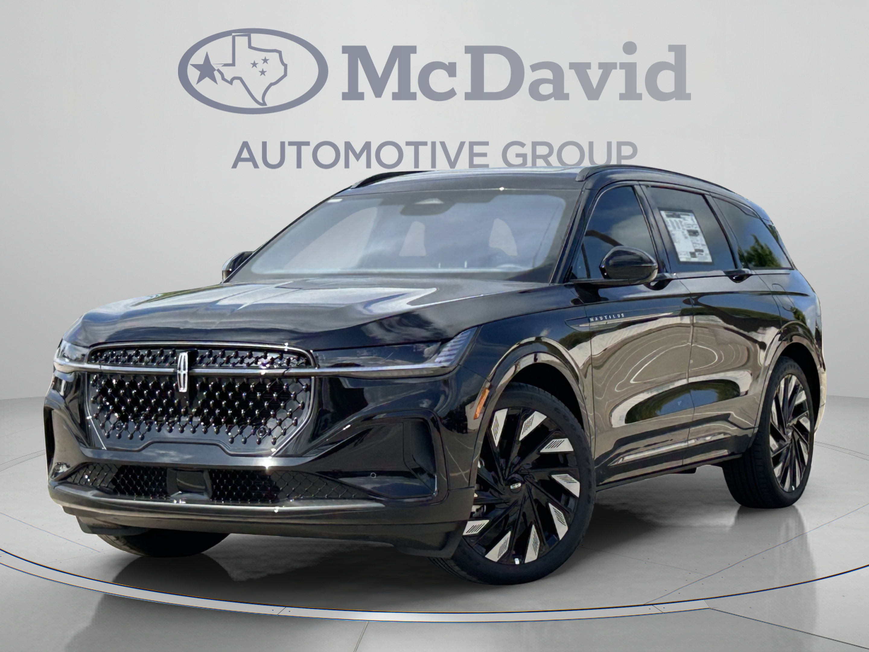 New 2026 Lincoln Nautilus Reserve w/ Jet Appearance Package AWD/4WD image 1