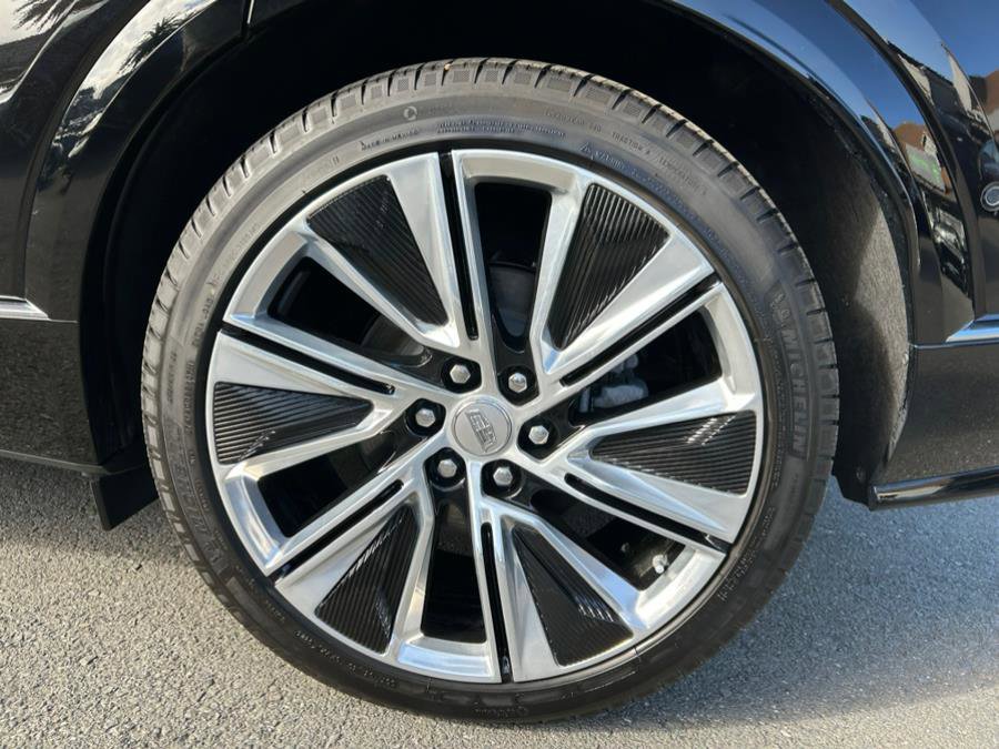 Used 2024 Cadillac Lyriq Luxury w/ LPO, Floor Liner Package image 68