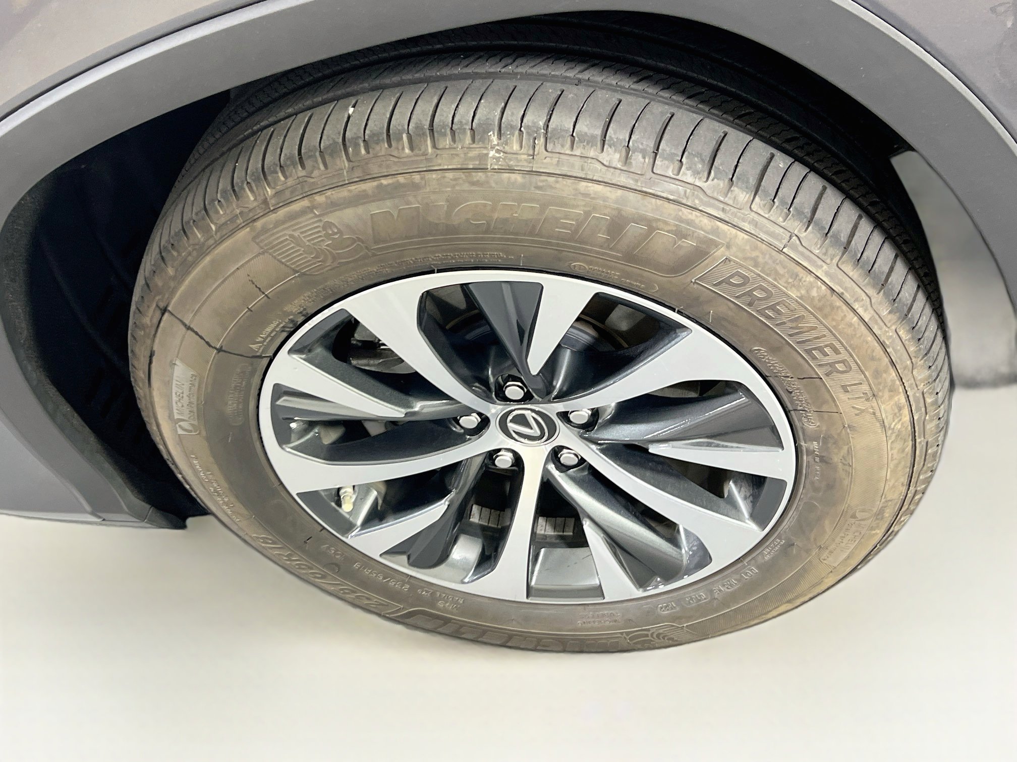 Used 2022 Lexus RX 450h AWD w/ Premium Package image 30