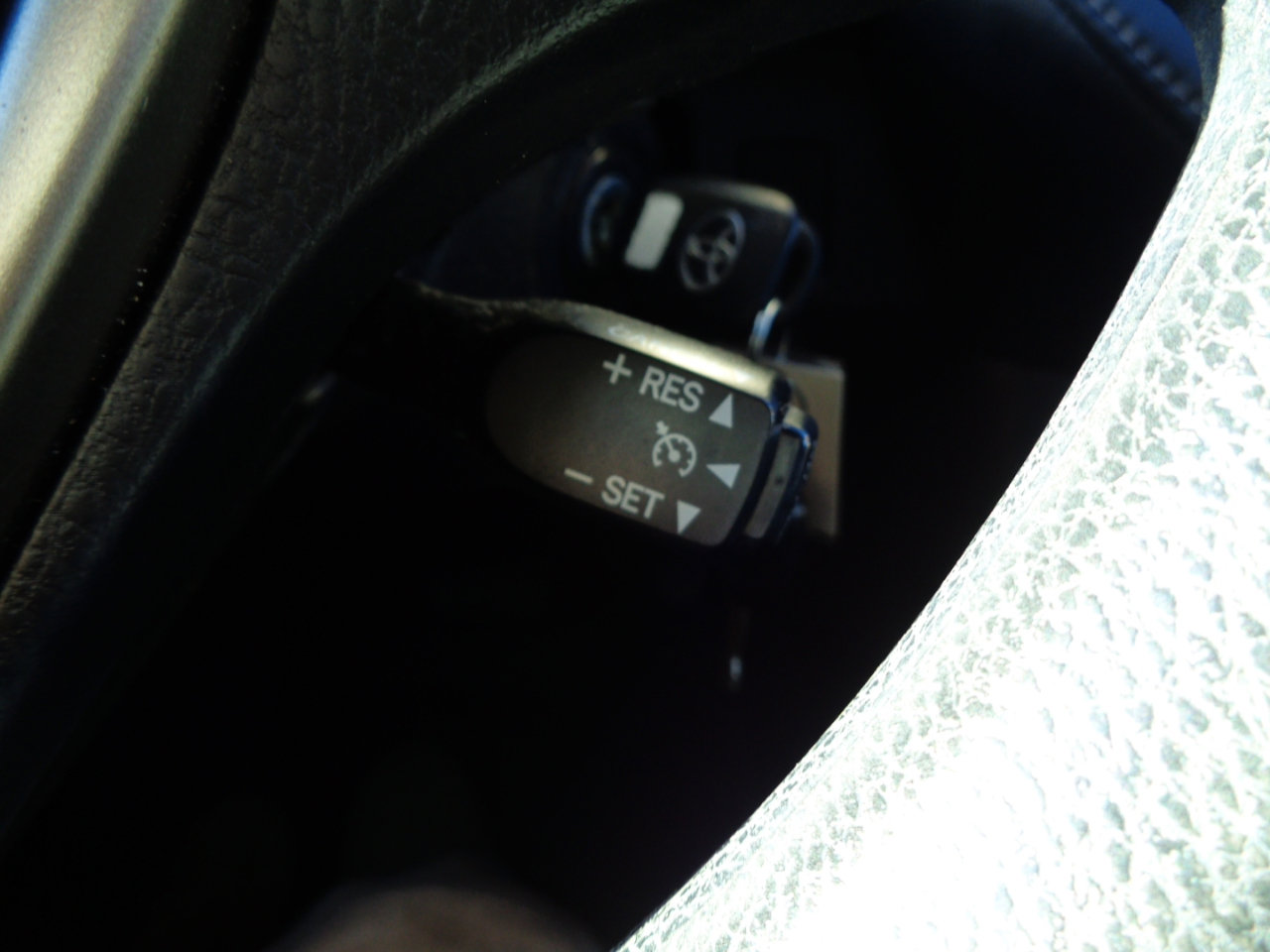 Used 2013 Toyota RAV4 XLE image 24