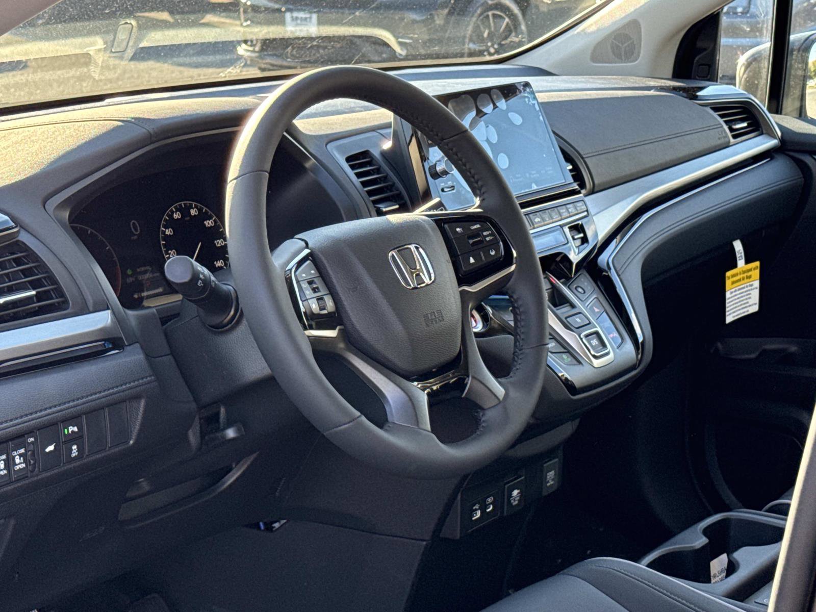 New 2026 Honda Odyssey Touring image 5