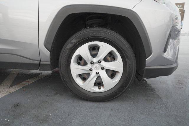 Certified 2020 Toyota RAV4 LE w/ All Weather Liner Package AWD/4WD image 35