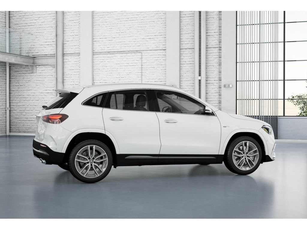 New 2026 Mercedes-Benz GLA 35 AMG 4MATIC image 18