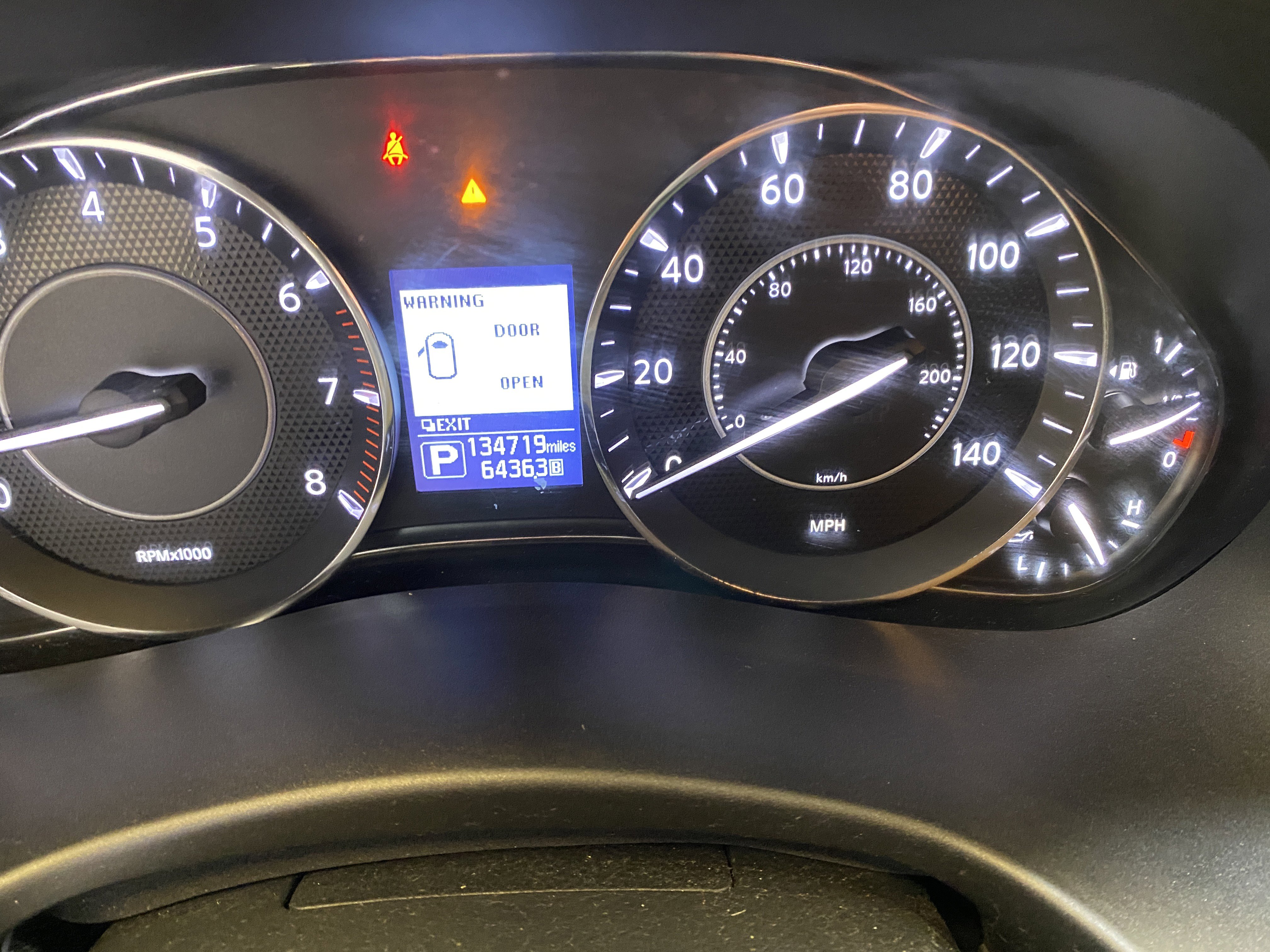 Used 2018 Nissan Armada Platinum w/ Captain Seat Package image 40