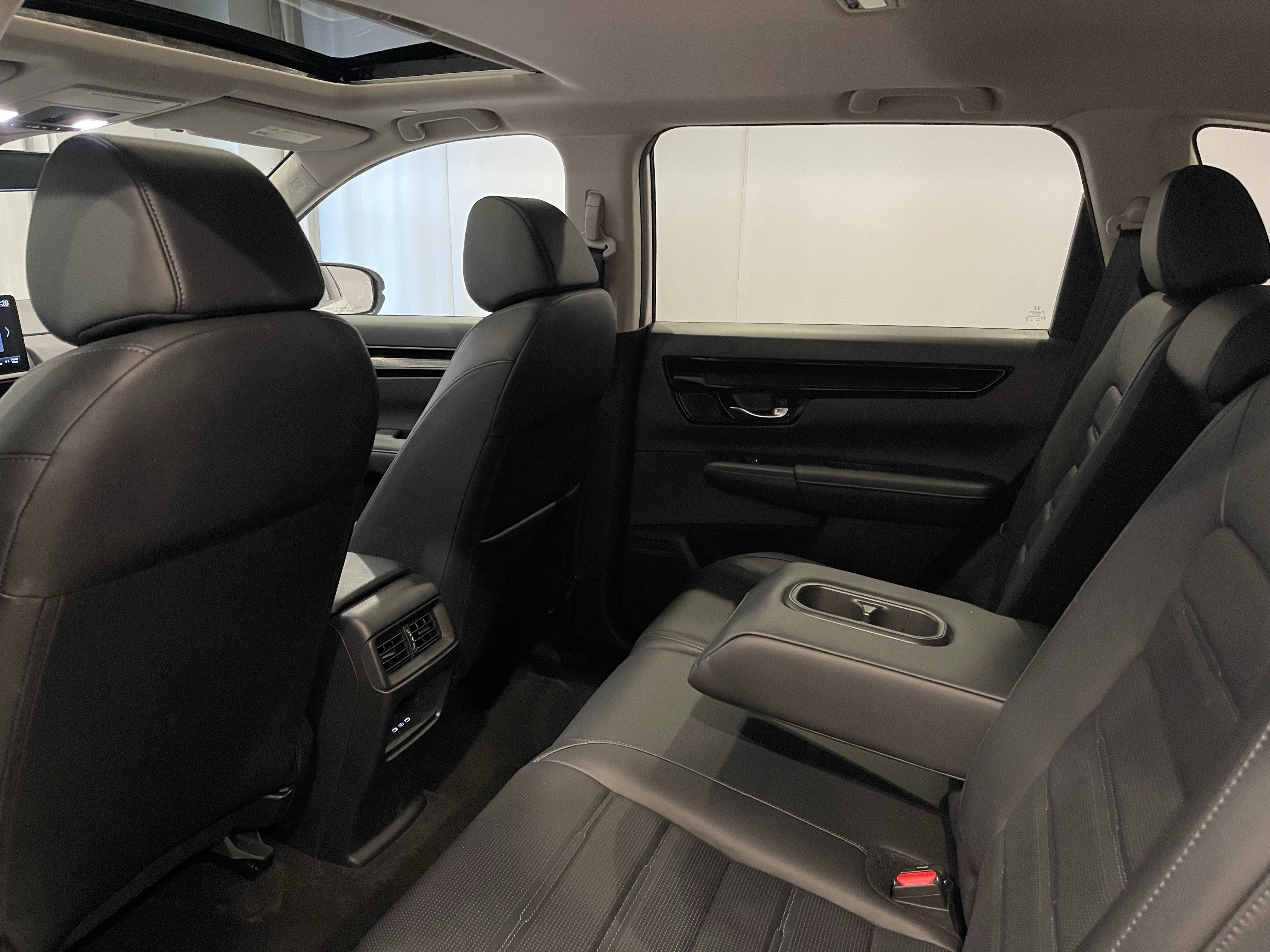 Used 2024 Honda CR-V EX-L image 23