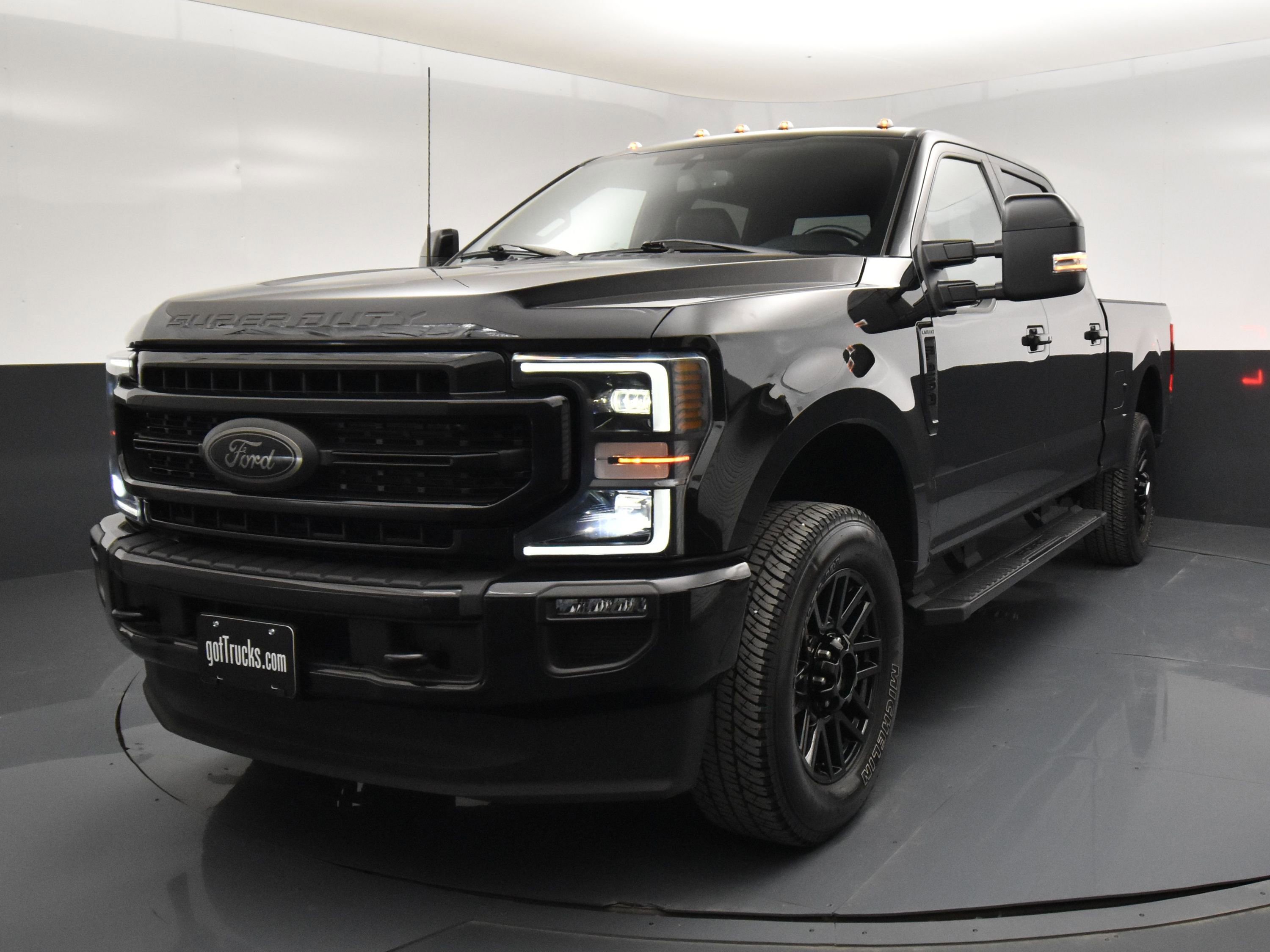 Used 2022 Ford F250 Lariat w/ Lariat Ultimate Package image 2