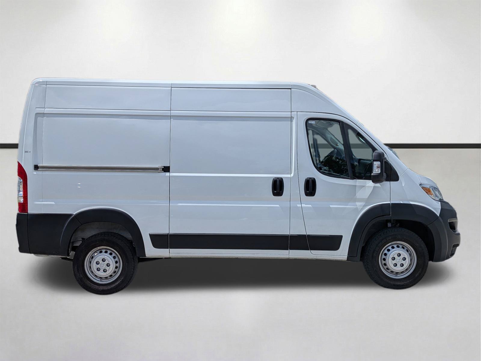 Used 2025 RAM ProMaster 1500 FWD image 3