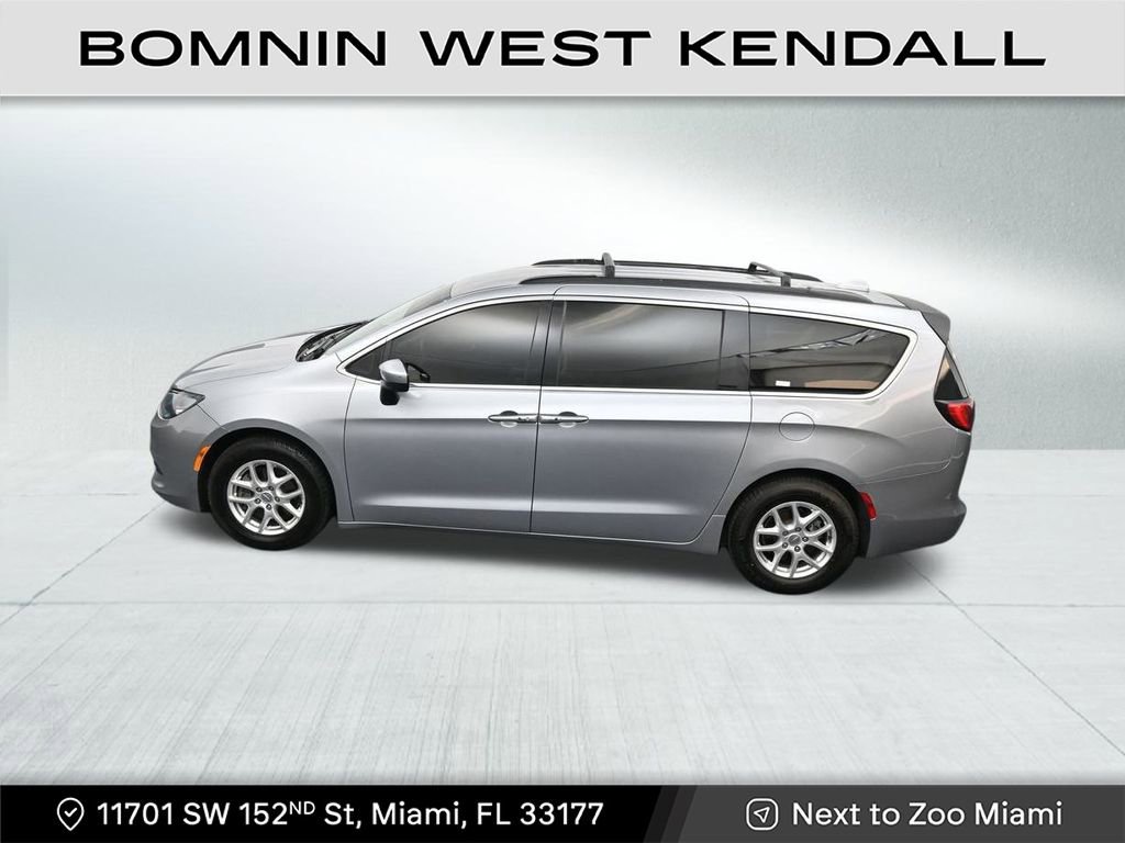 Used 2020 Chrysler Voyager Lxi image 13