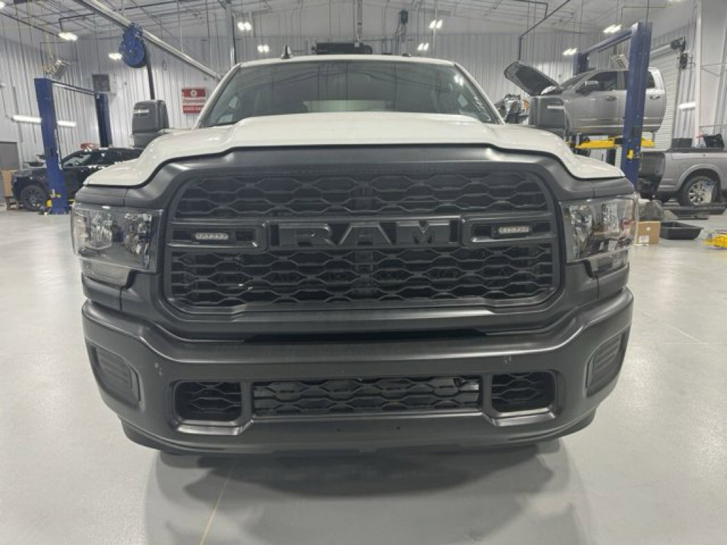 New 2024 RAM 2500 Tradesman AWD/4WD image 13