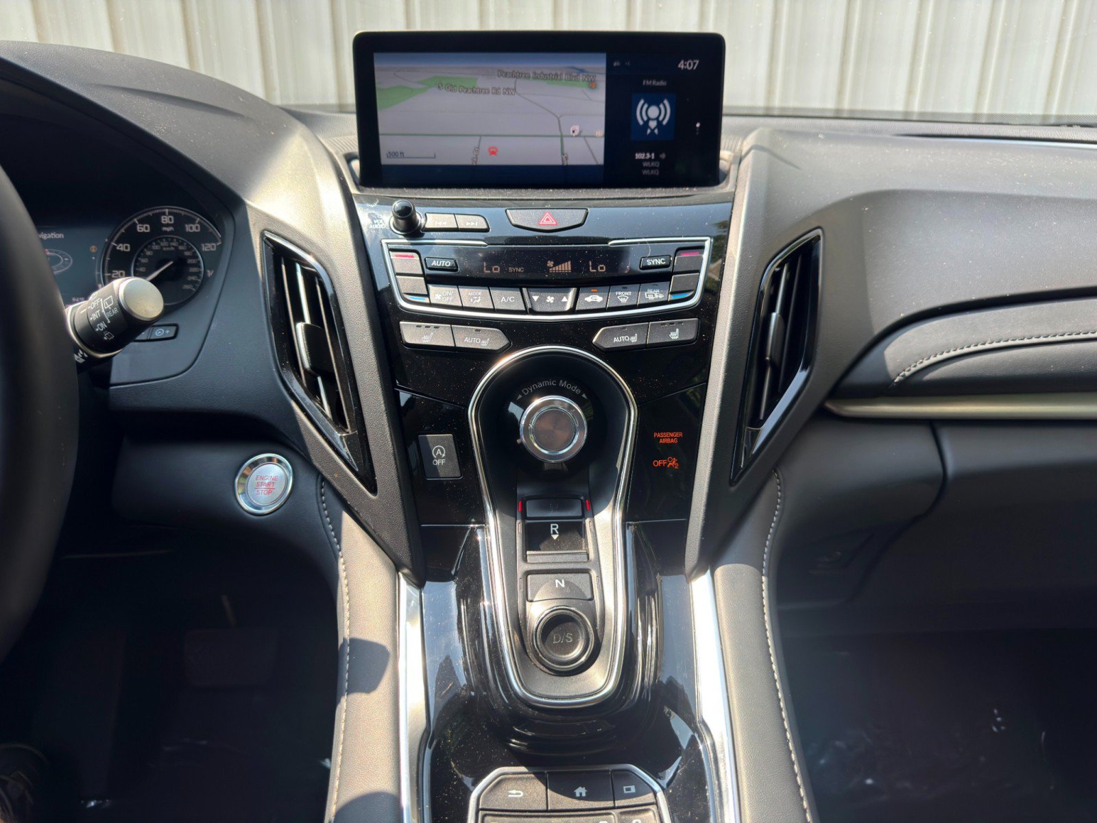 Used 2019 Acura RDX w/ Technology Package AWD/4WD image 24