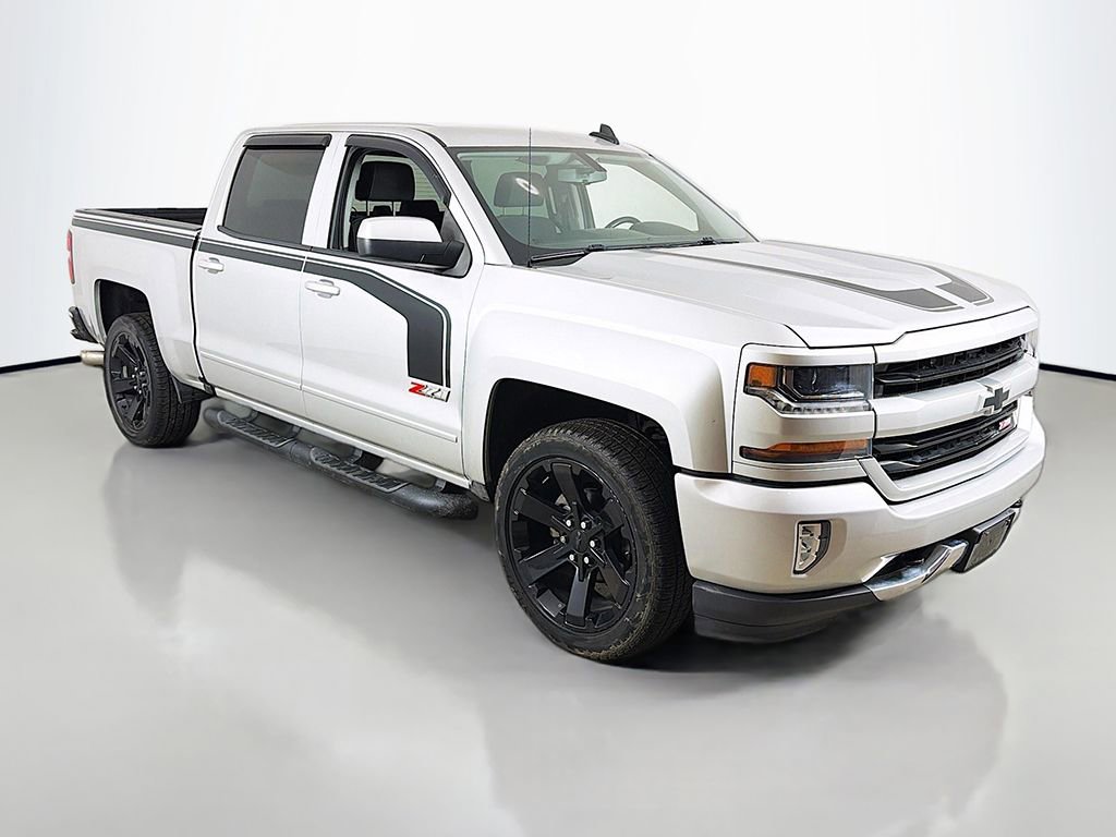 Used 2017 Chevrolet Silverado 1500 LT w/ Rally 2 Edition image 2