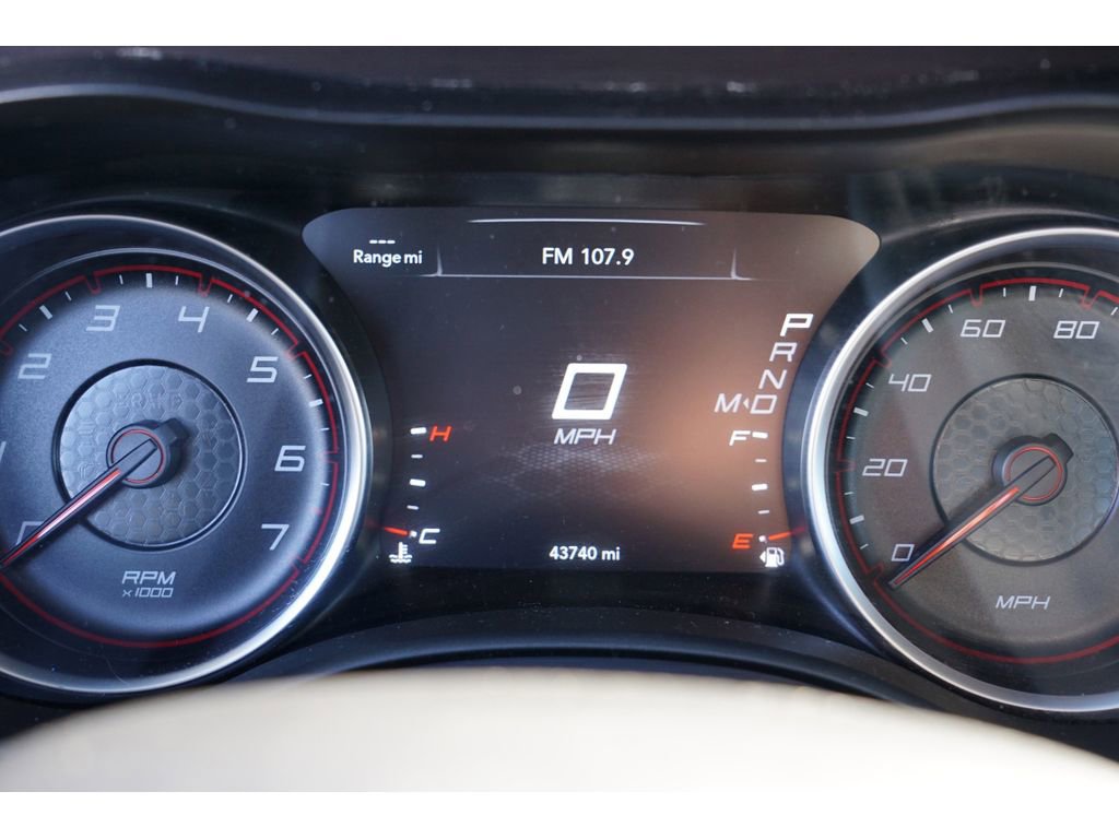 Used 2018 Dodge Charger SXT RWD image 28