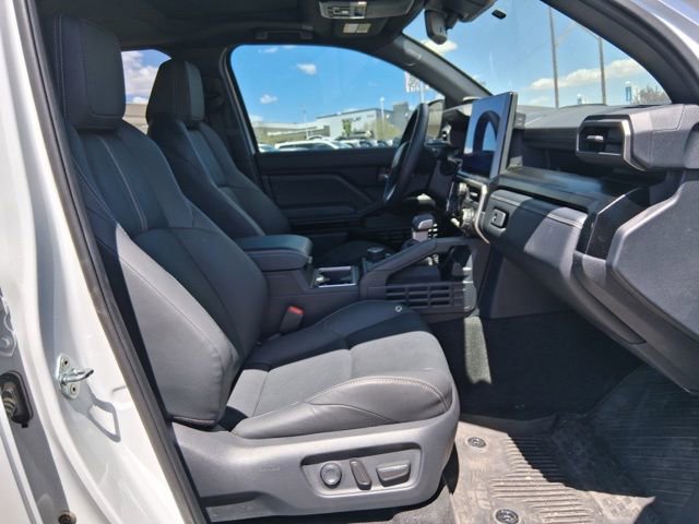 Certified 2025 Toyota 4Runner Limited AWD/4WD image 13