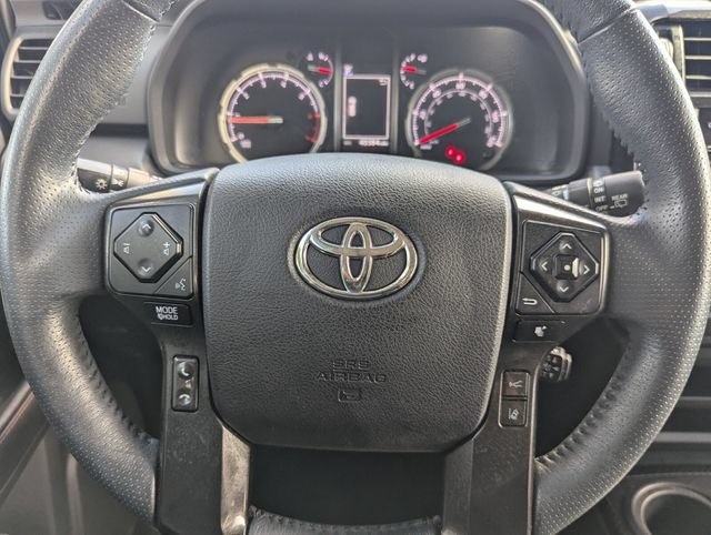 Used 2022 Toyota 4Runner TRD Off-Road Premium AWD/4WD image 14