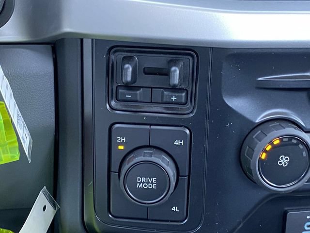 New 2025 Ford F550 4x4 Regular Cab Super Duty image 19