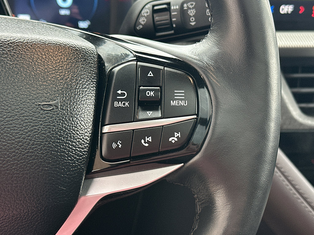 Used 2025 Ford Explorer Platinum AWD/4WD image 15
