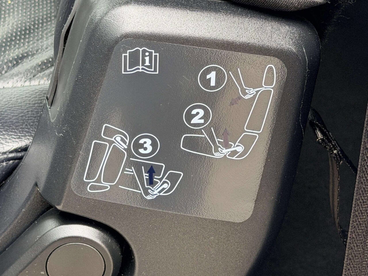 Used 2017 Ford Expedition EL Limited w/ Equipment Group 301A image 25