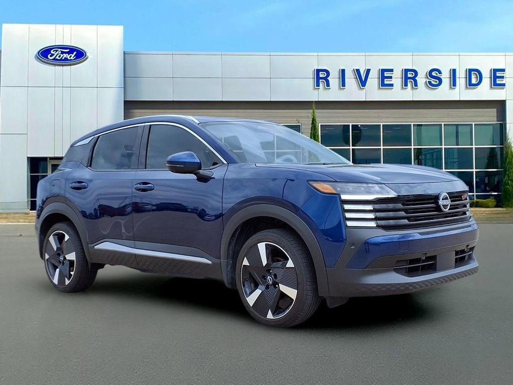 Used 2025 Nissan Kicks SR image 1