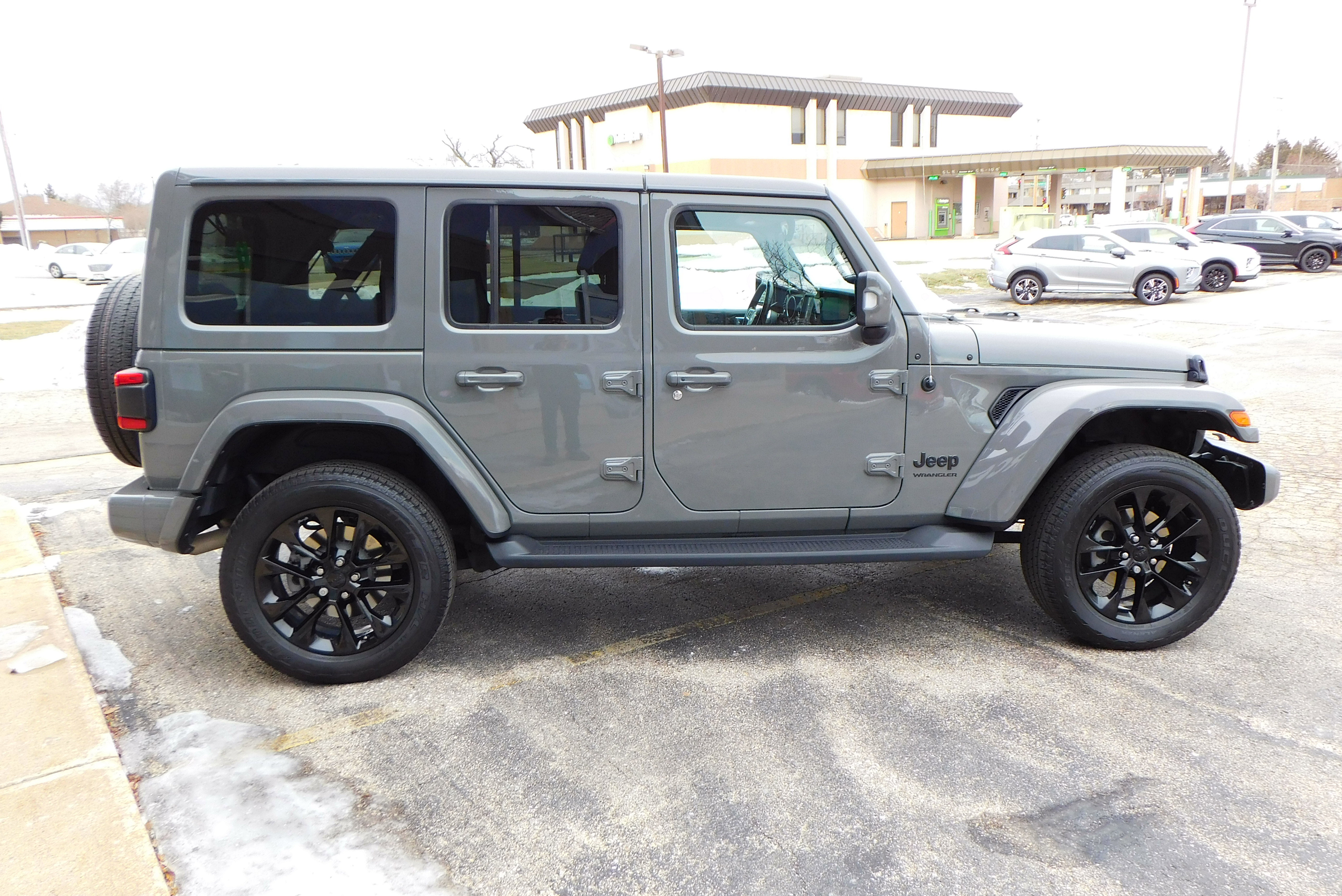Used 2023 Jeep Wrangler High Altitude image 6