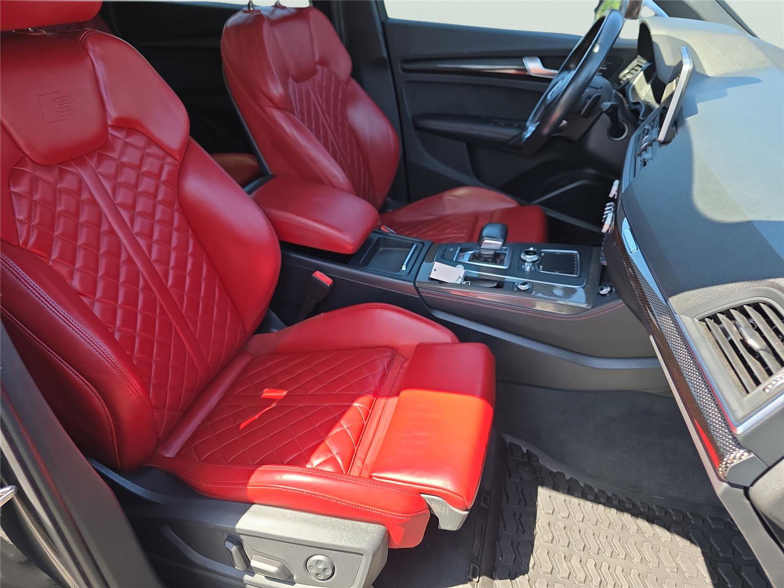 Used 2018 Audi SQ5 Premium Plus AWD/4WD image 36