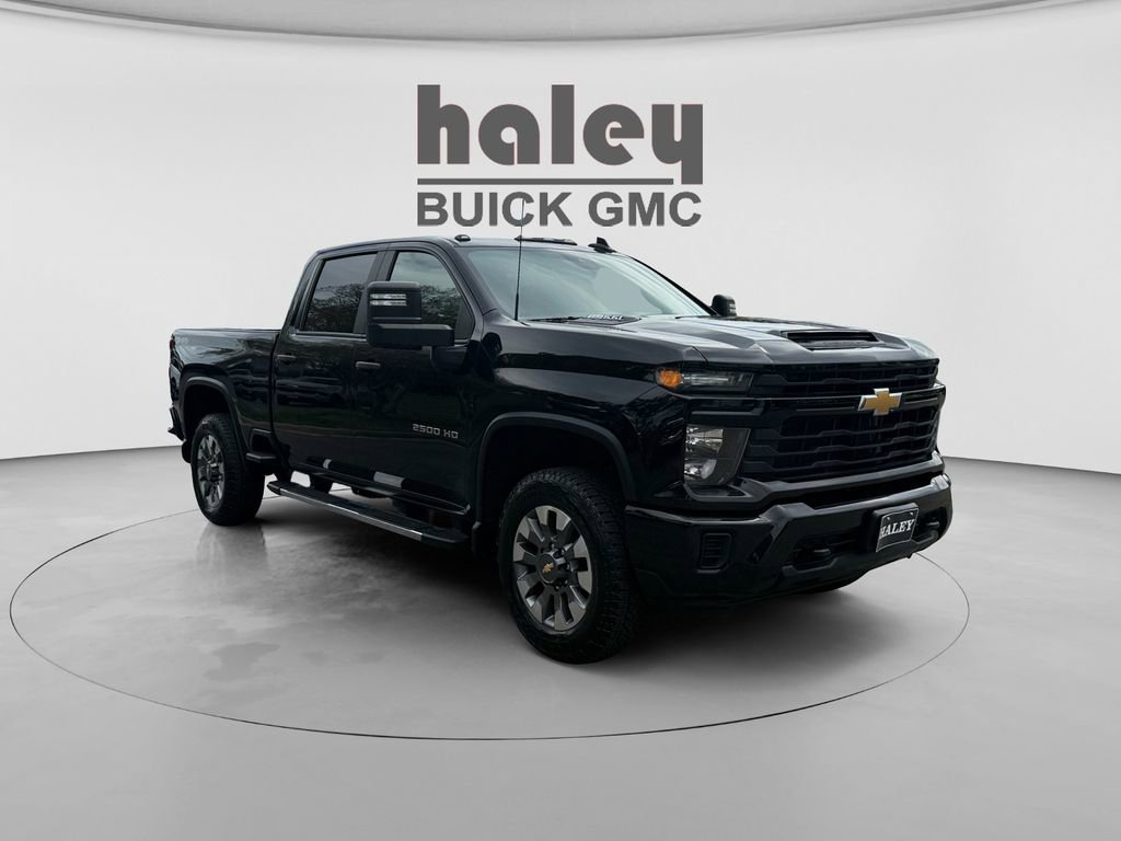 Used 2024 Chevrolet Silverado 2500 Custom w/ Custom Value Package AWD/4WD image 7
