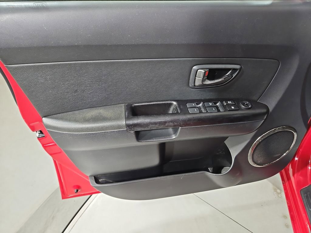 Used 2011 Kia Soul + image 11