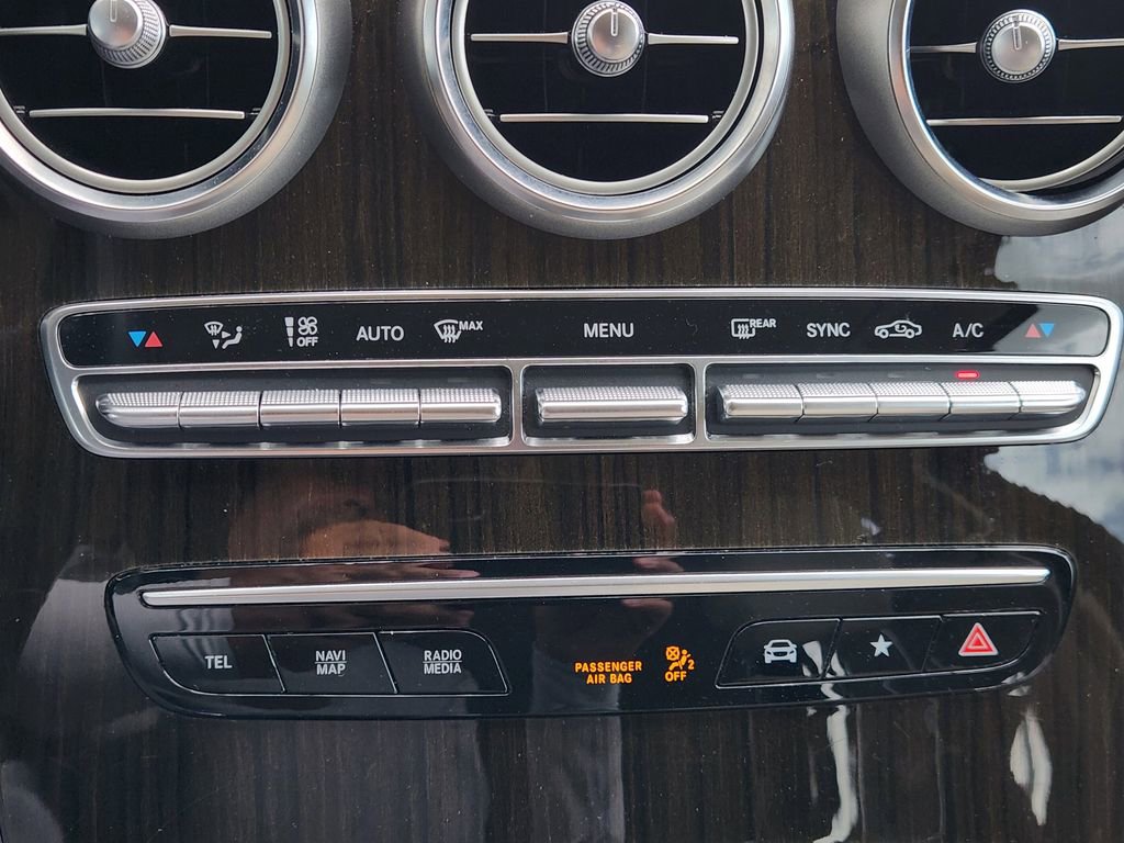 Used 2020 Mercedes-Benz GLC 300 4MATIC image 18