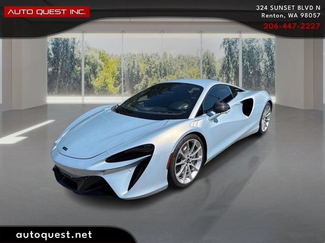 Used 2023 McLaren Artura RWD image 1