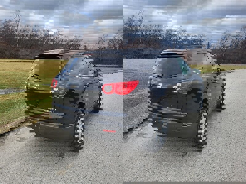 Used 2012 Chevrolet Traverse LT image 7