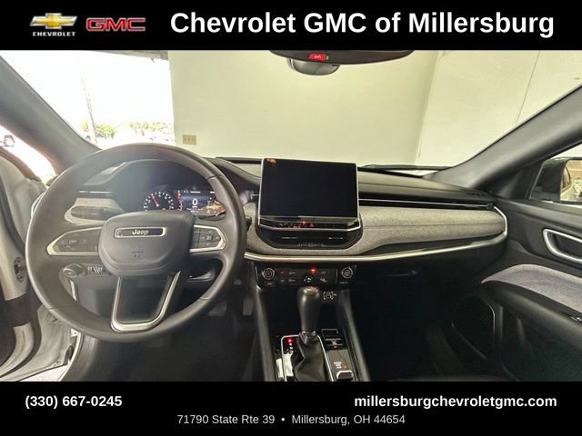 Used 2024 Jeep Compass Latitude AWD/4WD image 19