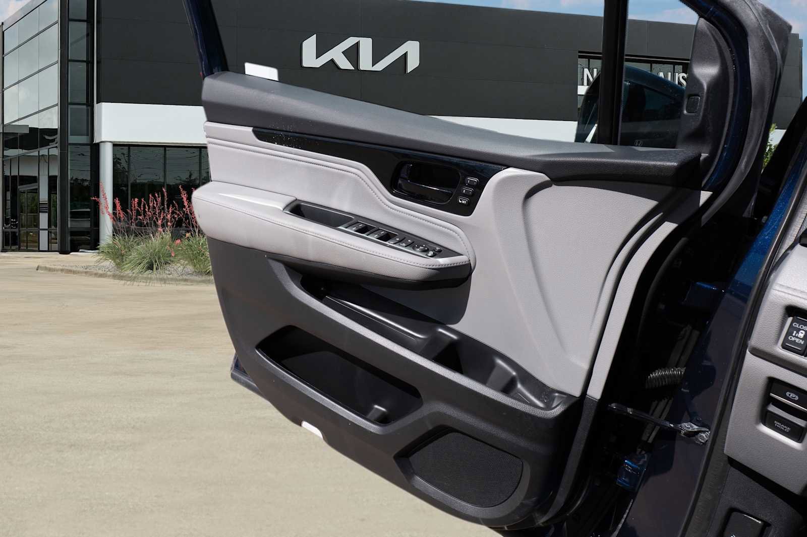 Used 2020 Honda Odyssey Elite image 20