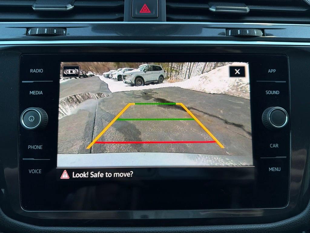 Used 2024 Volkswagen Tiguan SE image 26