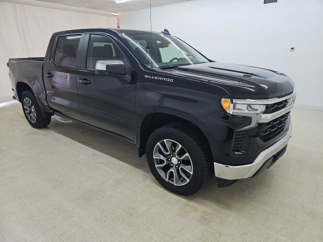 Used 2023 Chevrolet Silverado 1500 LT image 14