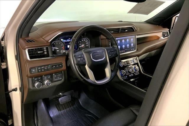Used 2021 GMC Yukon Denali w/ Denali Premium Package AWD/4WD image 15