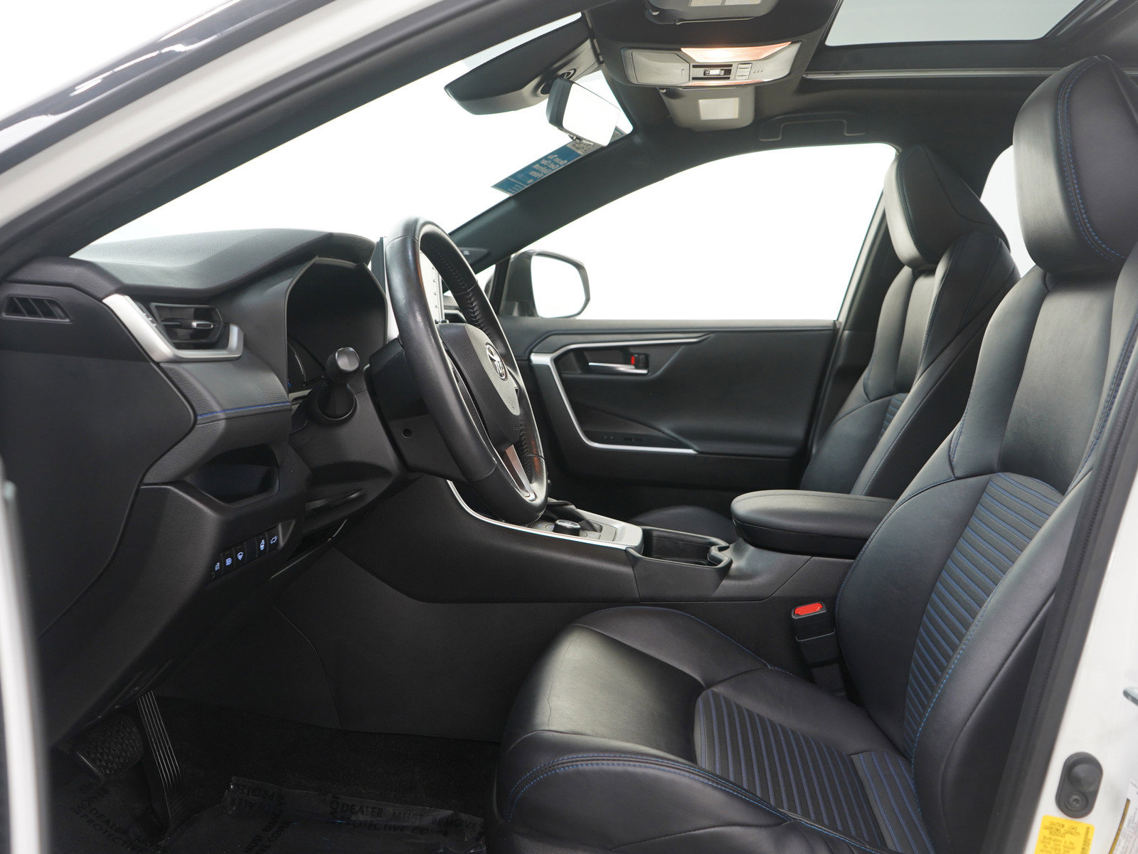 Used 2020 Toyota RAV4 XSE image 20