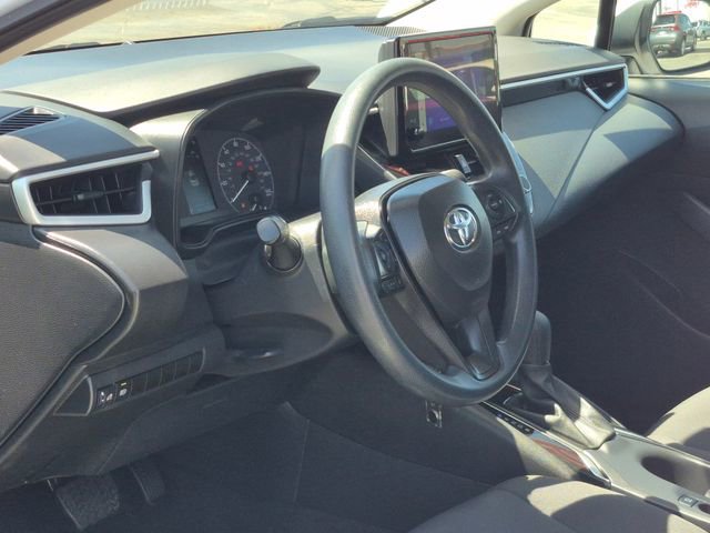 Used 2025 Toyota Corolla LE image 10