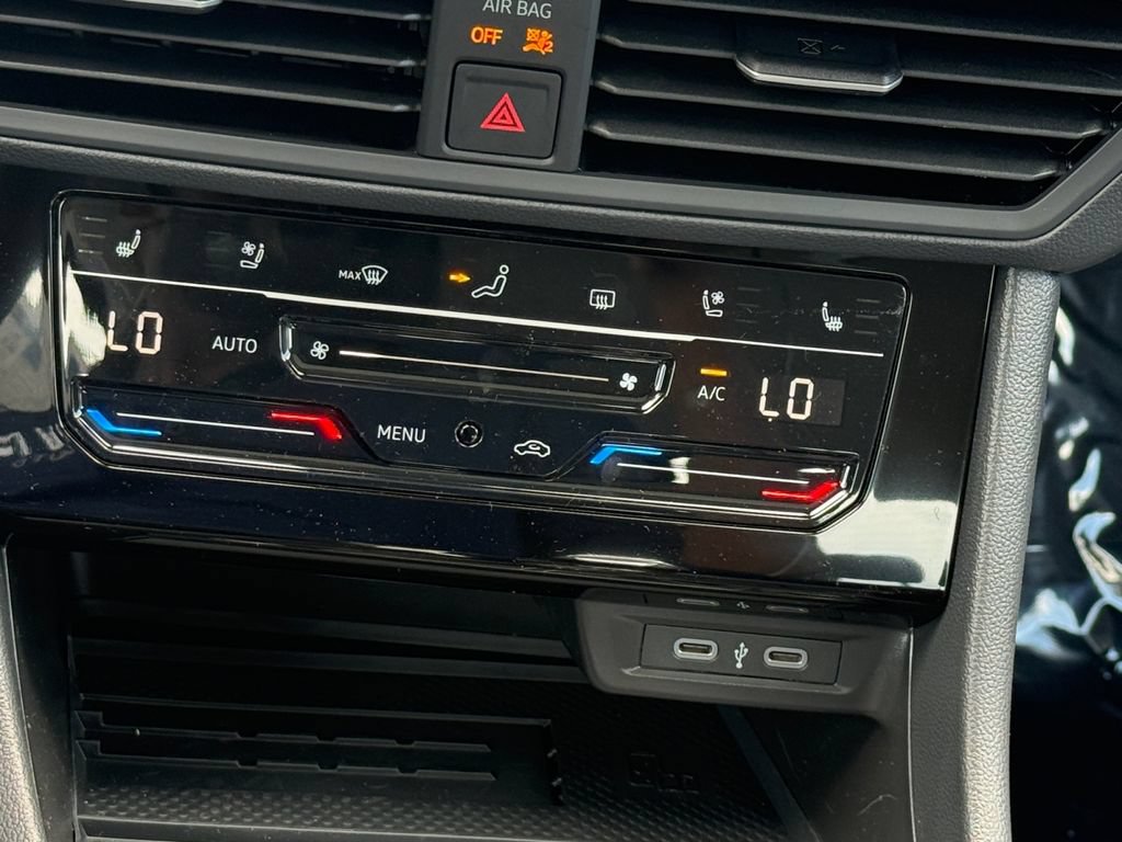New 2026 Volkswagen Jetta SEL FWD image 15