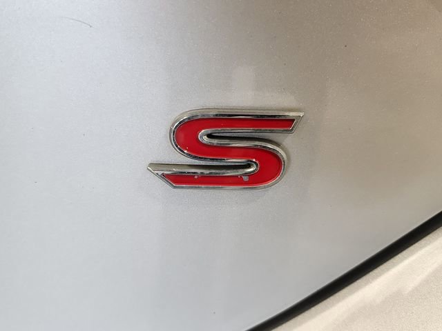 Used 2014 Toyota Corolla S image 29