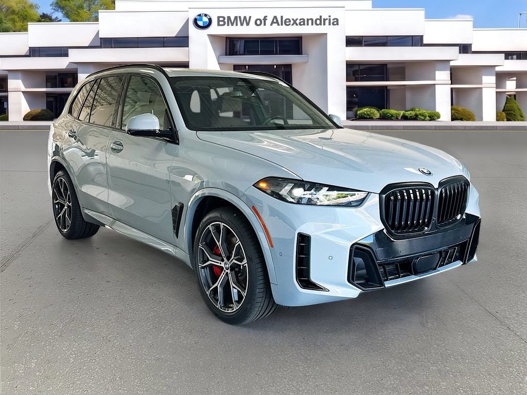 Used 2026 BMW X5 xDrive50e w/ M Sport Package AWD/4WD image 3