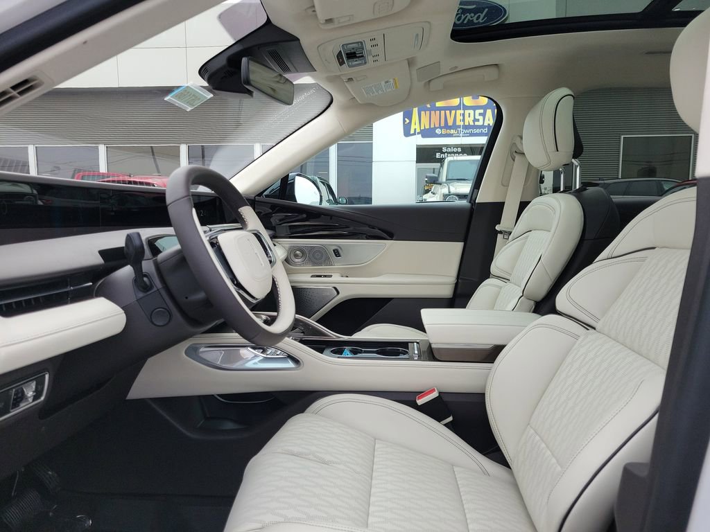 New 2026 Lincoln Nautilus Black Label AWD/4WD image 16