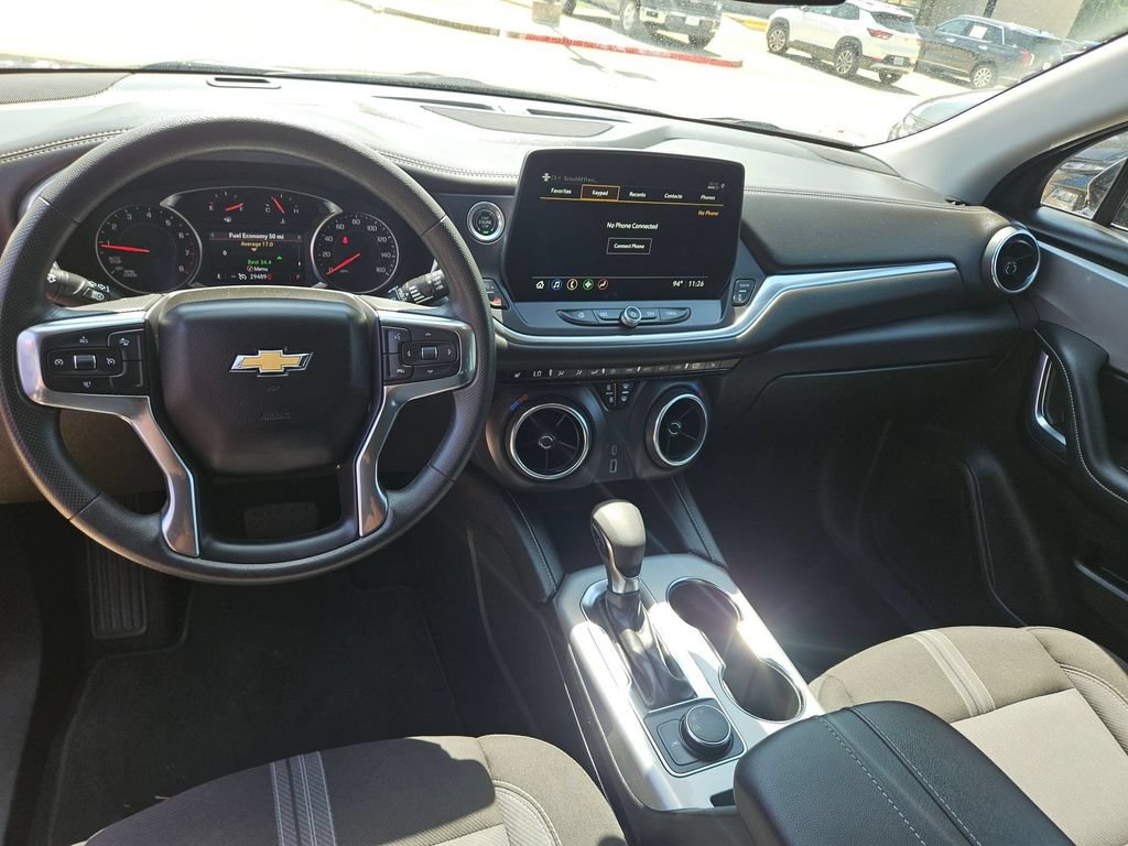 Used 2025 Chevrolet Blazer LT FWD image 16