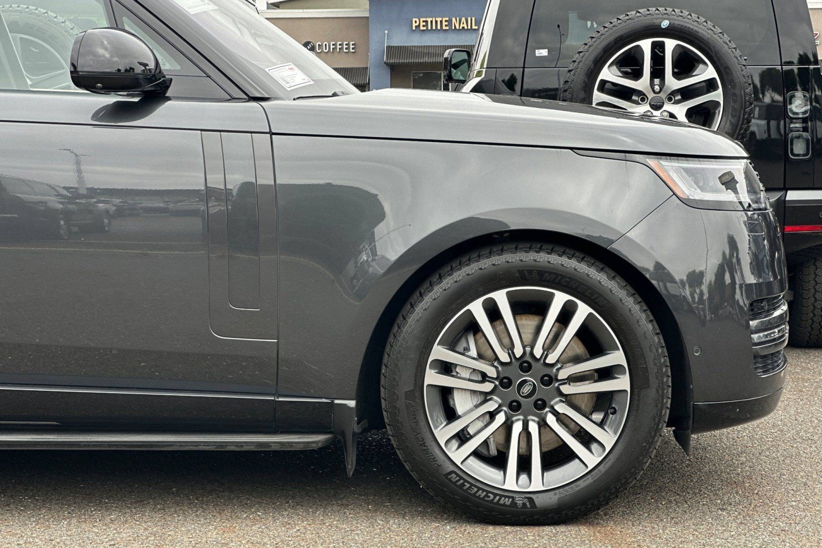 Certified 2023 Land Rover Range Rover SE AWD/4WD image 11