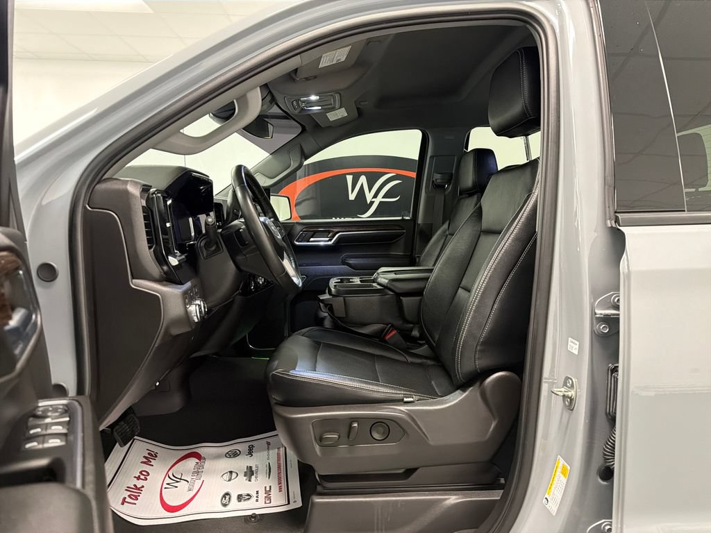 Used 2024 GMC Sierra 1500 Elevation AWD/4WD image 12