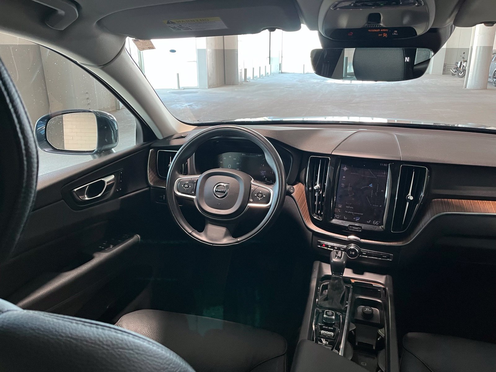 Used 2021 Volvo XC60 T6 Momentum w/ Premium Package AWD/4WD image 40