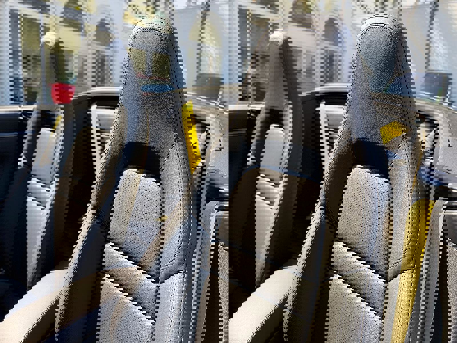 Used 2023 Porsche 911 Carrera image 33