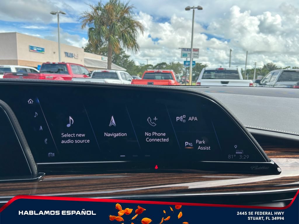 Used 2023 Cadillac Escalade Premium Luxury w/ LPO, Radiant Package AWD/4WD image 25