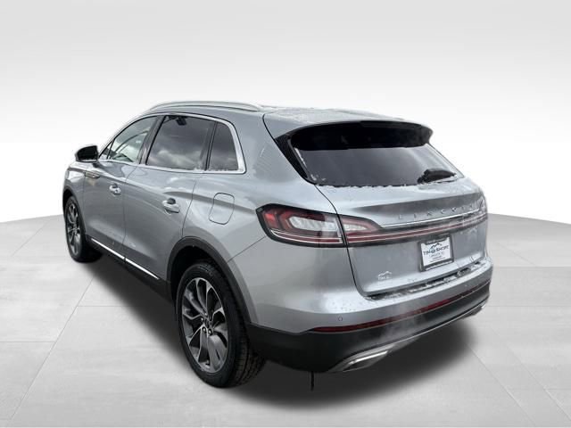 Used 2023 Lincoln Nautilus Reserve image 11