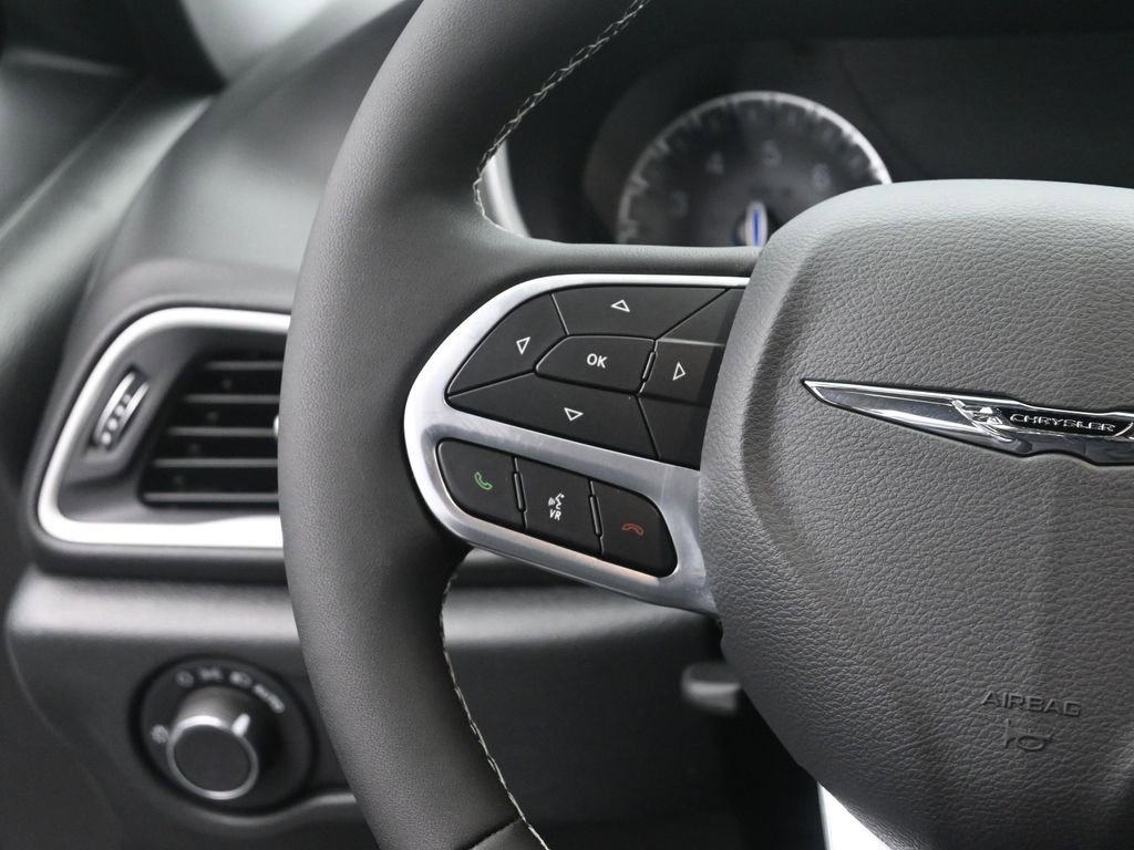 New 2026 Chrysler Voyager LX FWD image 30