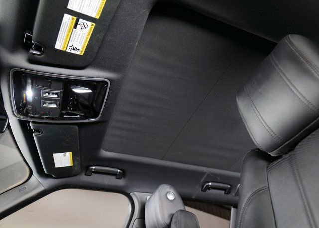 Used 2016 Land Rover Range Rover HSE image 21