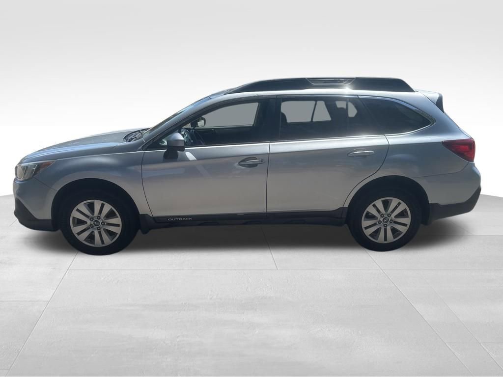Used 2018 Subaru Outback 2.5i Premium AWD/4WD image 13